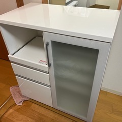 ニトリ　レンジボード　食器棚　ホワイトキッチン収納家具の画像