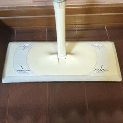 クイックルワイパー　本体＆シートの画像