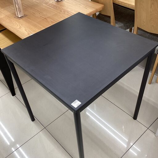 テーブル　IKEA　SANDSBERG