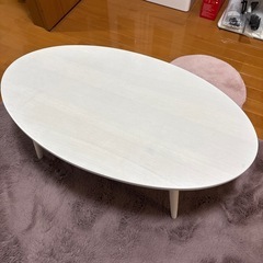 テーブル