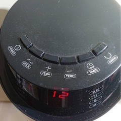 センサーコントロールセラミックヒーター TSH-646-BK  2021年製の画像