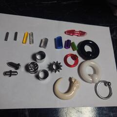 ボディーピアス　いろいろ　セット　1ミリから20ミリまであります！写真一枚目から三枚目までのもの。の画像