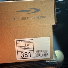 【決定しました】新品未使用TIGORAスパイクレスシューズの画像
