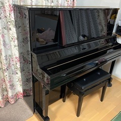 ヤマハのアップライトピアノ　YUS5