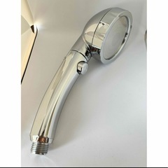 取引中】シャワーヘッド 3段階モード  ストップボタン 取り付け簡単の画像