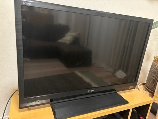 32型SHARP AQUOSテレビ