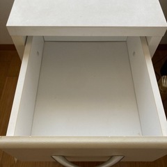 収納家具の画像