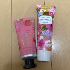 ハンドクリームと入浴剤セットの画像