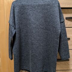 長袖プルオーバーの画像