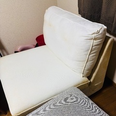 IKEAのソファーの画像