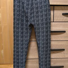 室内用パンツの画像