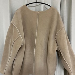 ボアコーデュロイリバーシブルジャケット LBC ベージュ アウター 冬物の画像