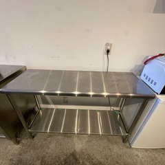 ［交渉中］ステンレス作業台　調理台の画像