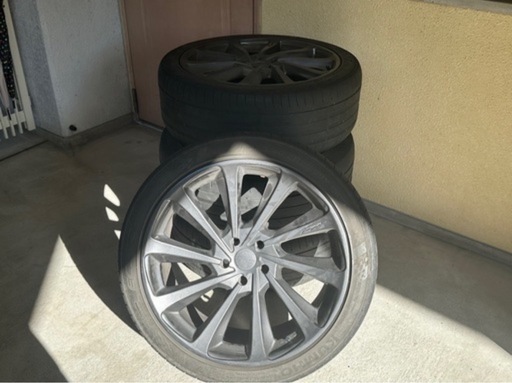 ホイール4本セット　
20インチ