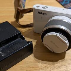 ジャンク品 ミラーレス一眼NikonJ1