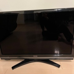 TOSHIBA 42インチTVの画像