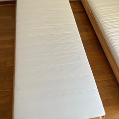IKEA ウトーケル　ベッドフレーム&マットレスセットの画像