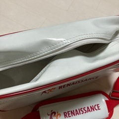 ルネサンススイミングバックの画像