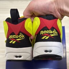 【超美品】Reebok インスタ ポンプフューリー シトロン 27.5cmの画像