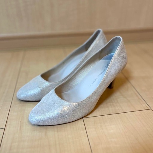 飛べるパンプス　シャンパンゴールド