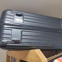 スーツケースの画像