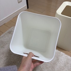 ゴミ箱の画像