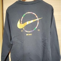 NIKE スエット　ほぼ新品の画像