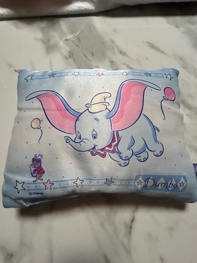 ミニクッション ダンボ Dumbo ディズニー Disney お土産　19×24