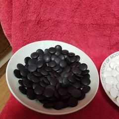 碁石　囲碁　　白　黒の画像