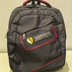 フェラーリ？のリュック