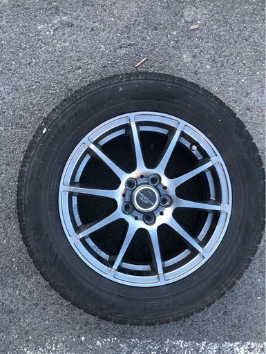 スタッドレスタイヤ