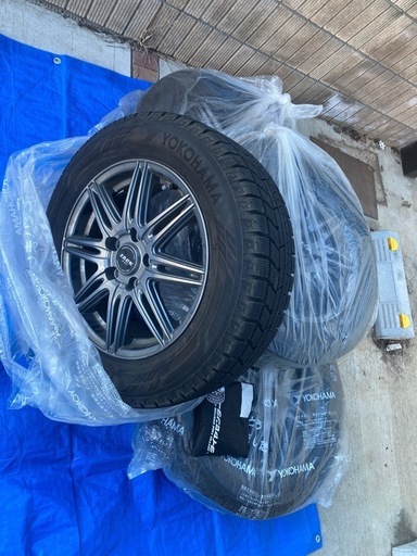 スタッドレスタイヤ やり取り中