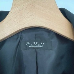 a.v.v ブラックスカートスーツの画像