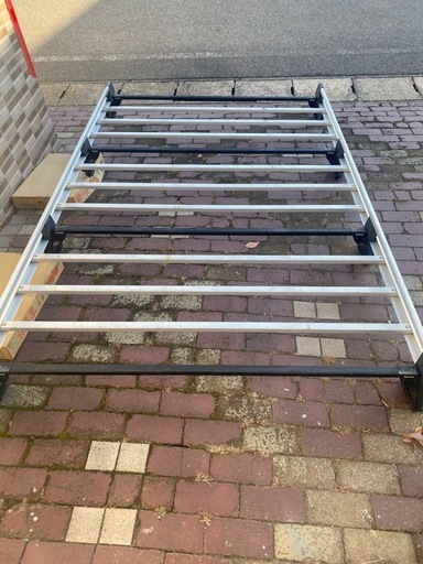 トヨタ純正　標準ルーフ用　ハイエース200系　ルーフキャリア　アルミルーフラック中古