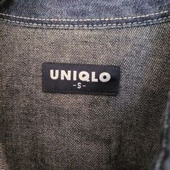 ユニクロUNIQLOデニムシャツの画像