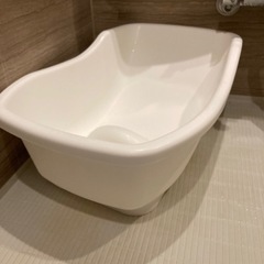 ベビーバス　アカチャンホンポ　の画像