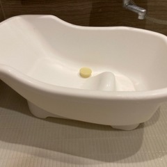 ベビーバス　アカチャンホンポ　