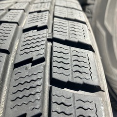 軽SUV 15インチ鉄スタッドレス　　
タイヤ4本の画像