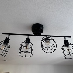 引っ掛けシーリング用ライト　LED電球付