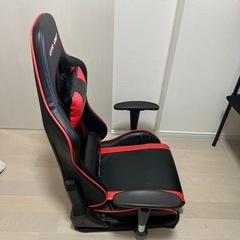 ゲーミングチェアの画像