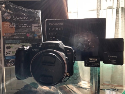コンパクトカメラ Panasonic DMC-FZ100