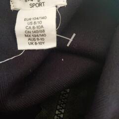 H＆M  SPORT    フリース  140の画像