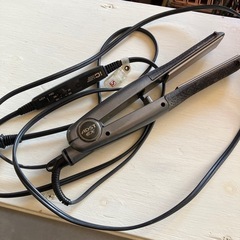 水切り、ブレンダー、ヘアーアイロン
の画像