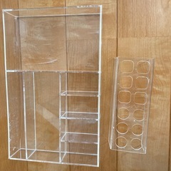 メイク用品入れ
の画像