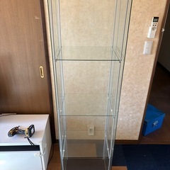受け渡し予定者あり　ガラスショーケース
