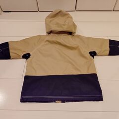 キッズ服　男の子 サイズ１００　オシャレ長袖ジャンパー１点の画像