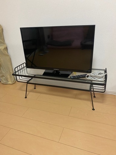 テレビ32とラック