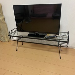 テレビ32とラック