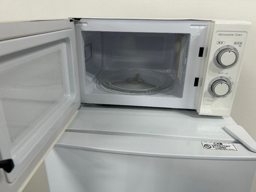 電子レンジと炊飯器セットです。