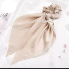 新品✨️お洒落なシュシュ ヘアゴム 周りと差がつく ヘアアクセサ...